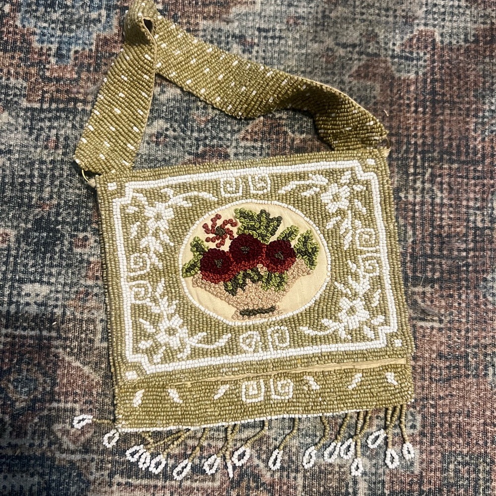 Christiana Floral Beaded & Embroidered Wristlet